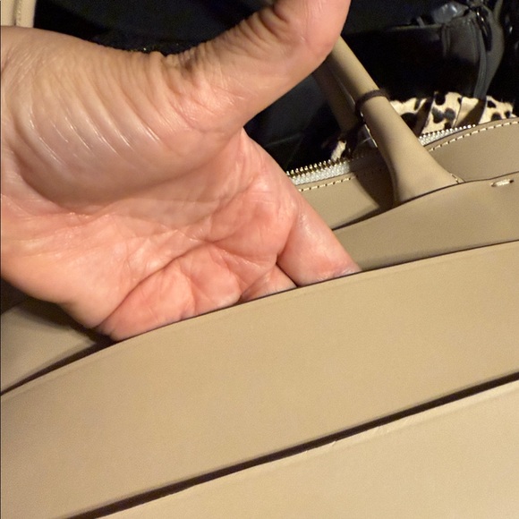 Boldrini large tote. New with tag comes with a designer scarf if u spend $400. - Picture 13 of 13